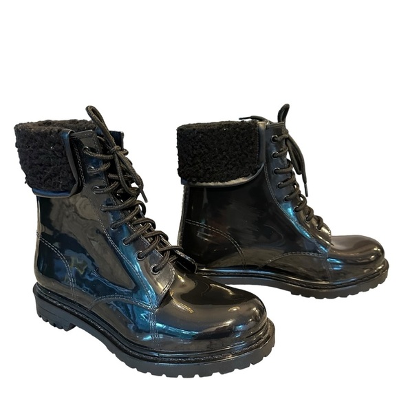 Kenneth Cole Reaction | Black Rain Lace Up Cozy Lug Sole Rain Boots Size 9 - Picture 1 of 14